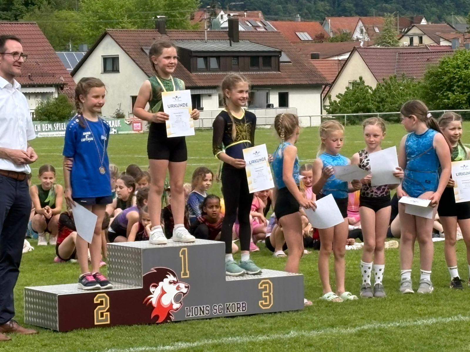 Emma auf dem Siegerplatz